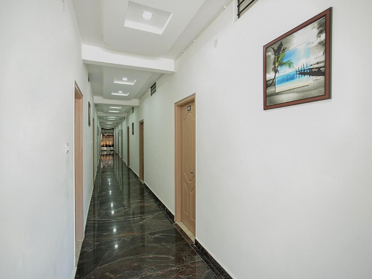 Oyo 11097 Hotel Grand Arabian Bangalore Esterno foto