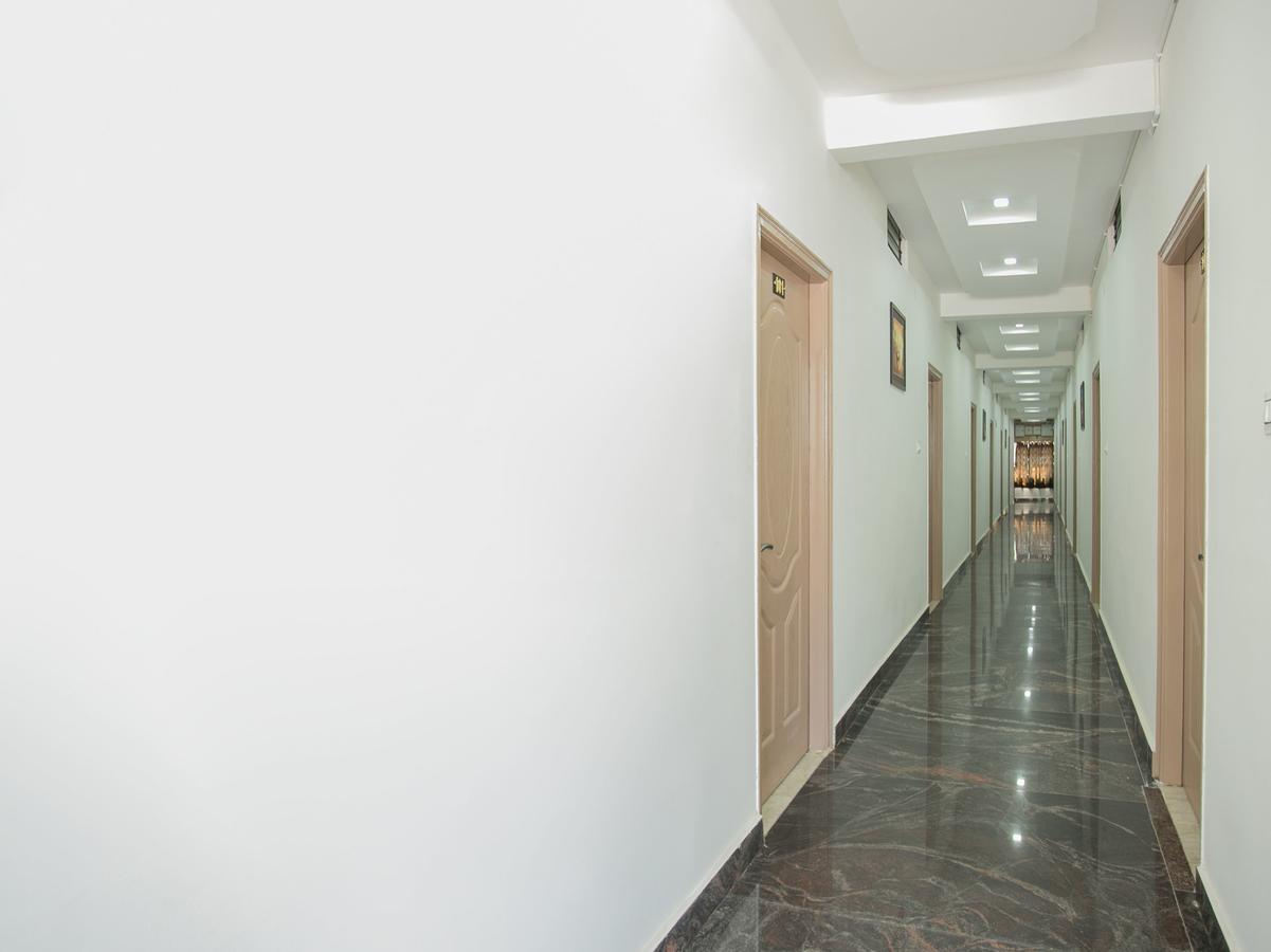 Oyo 11097 Hotel Grand Arabian Bangalore Esterno foto